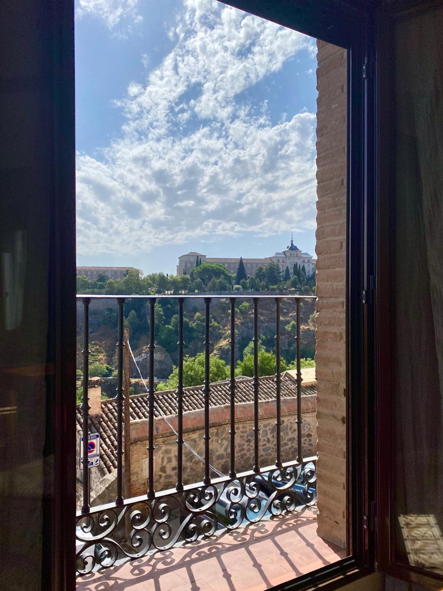 Galeria De Cervantes Толедо Экстерьер фото